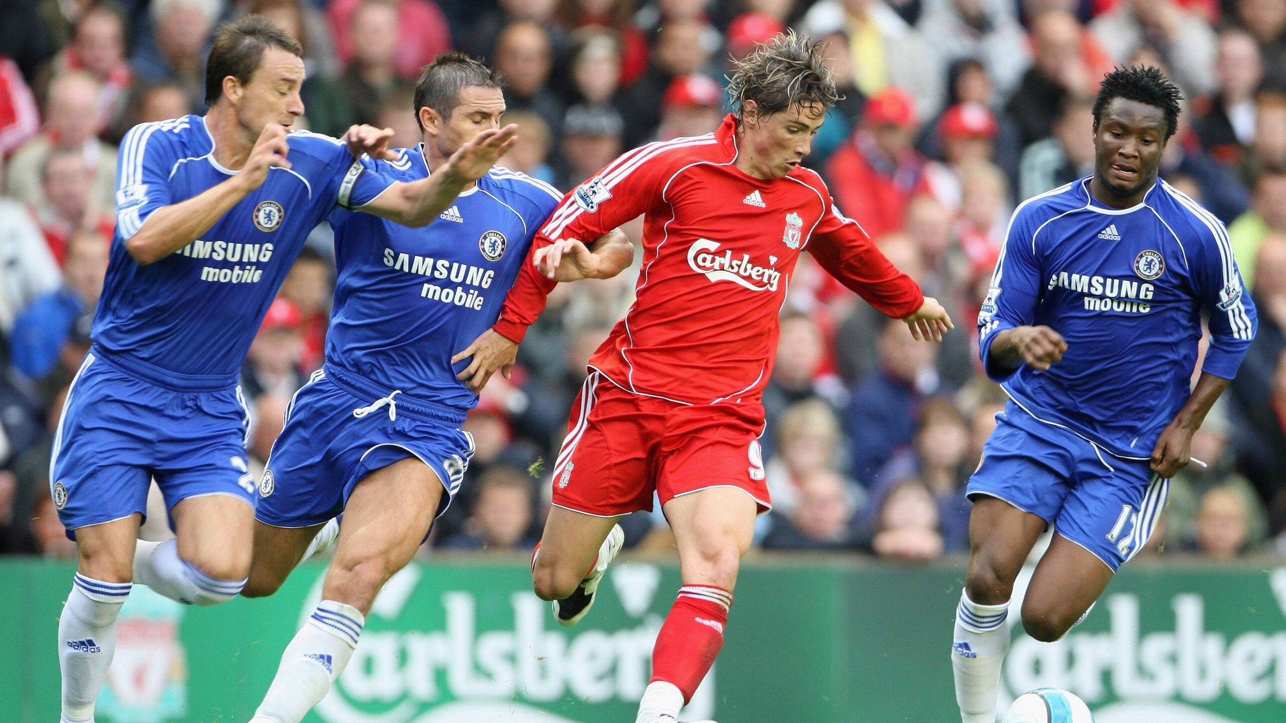 九游体育官网下载安装-球队吉祥物背后的故事：可爱还是“战斗”？，足球球队吉祥物