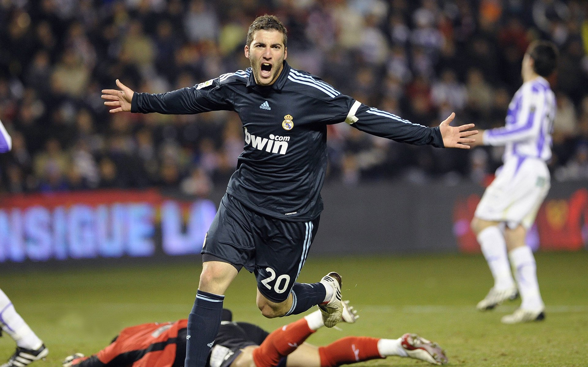 九游娱乐网站体验棒-精彩对抗:本周最激烈的五场比赛回顾,对抗赛锦标赛